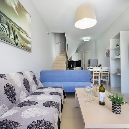 Lia Apartment Platanés Exteriör bild
